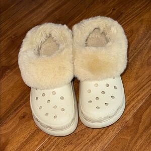 Cozy Croc Fur-Lined platform Clogs